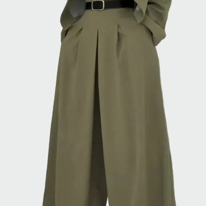 Kombinezonas ir Švarkas Elegantiškas & Modernus