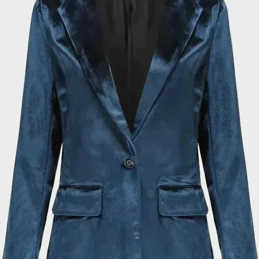 Švarkas elegantišku siluetu
