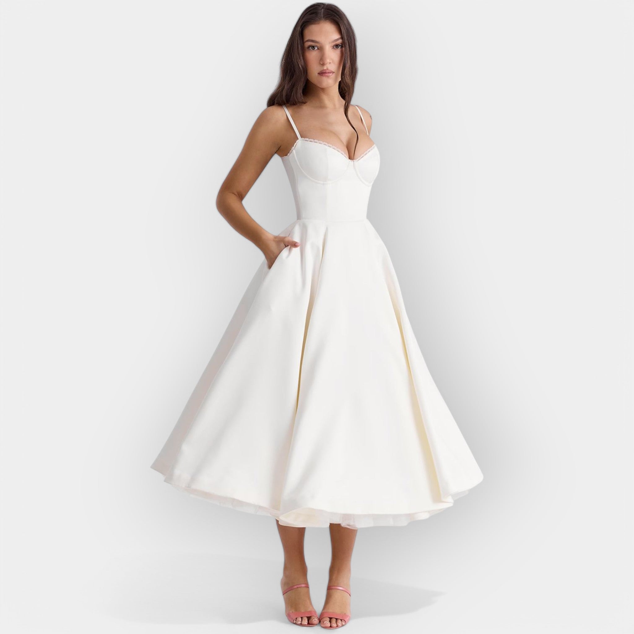 Minimalistinis Baltas Midi Suknelė