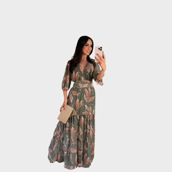 Ilga Suknelė su Gėlių Raštu ir Patogia Siluetu Elegantiškoms Dienoms